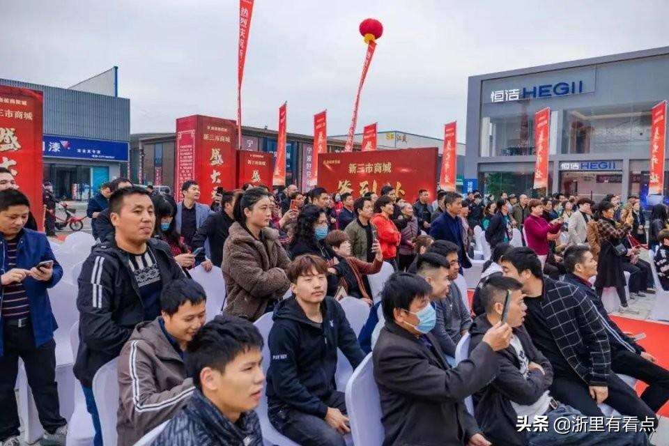 启程艺术装饰之旅，打造理想居住空间的装修装饰装潢专家